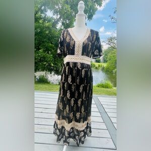 NWT Ashley Taylor Black and Gold Paisley Dress